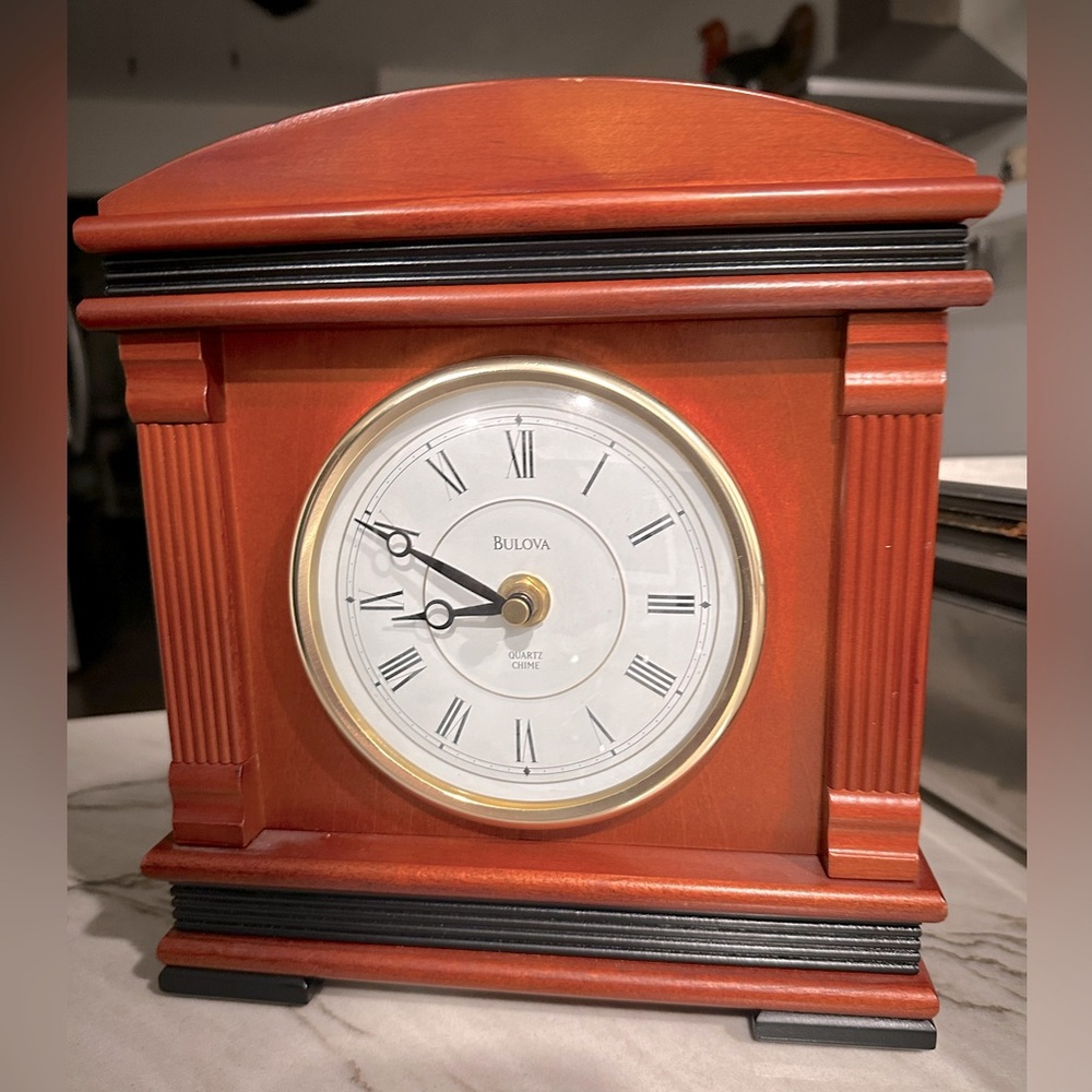 Bulova Quartz Chime Clock